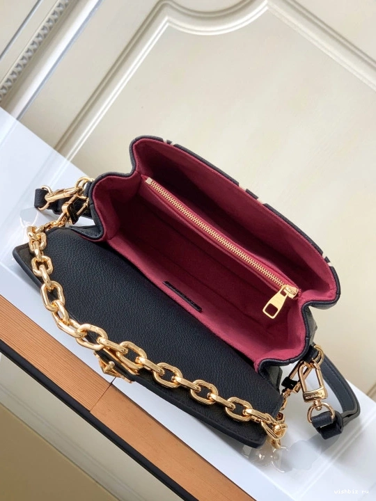 WIS POCHETTE METIS LOUIS WEST EAST VUITTON 1010